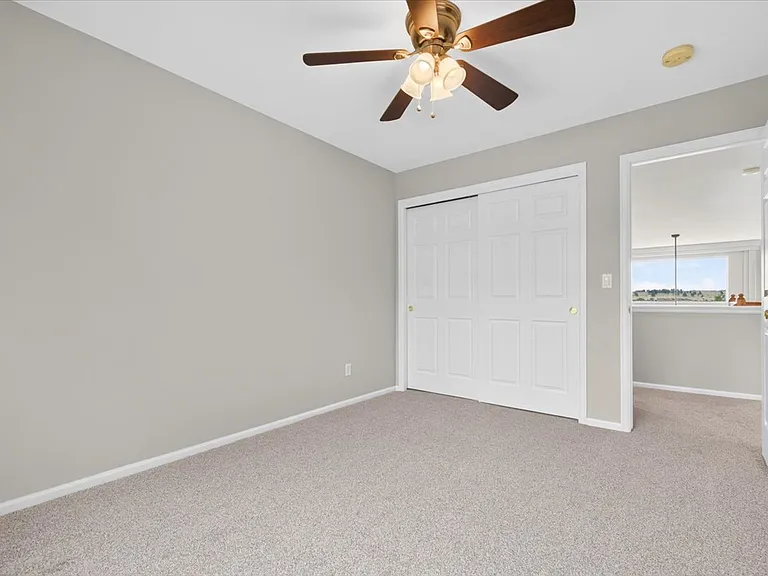 11572 Pine Hill St — Photo 36