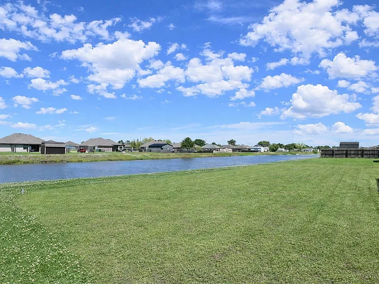 259 Shadow Pointe Rd — Photo 19