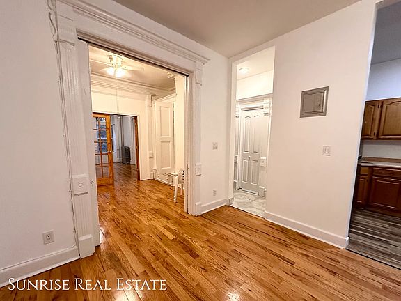 5th image of 486 Marion St #2