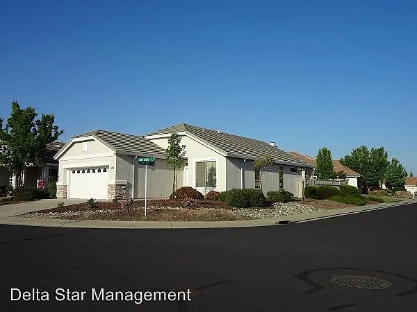 7524 John Henry Ln photo 1