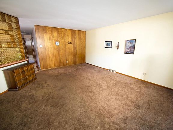 3rd image of 3115 S 95th STREET
