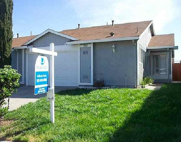1st image of 541 Laura Ann Ct Unit B