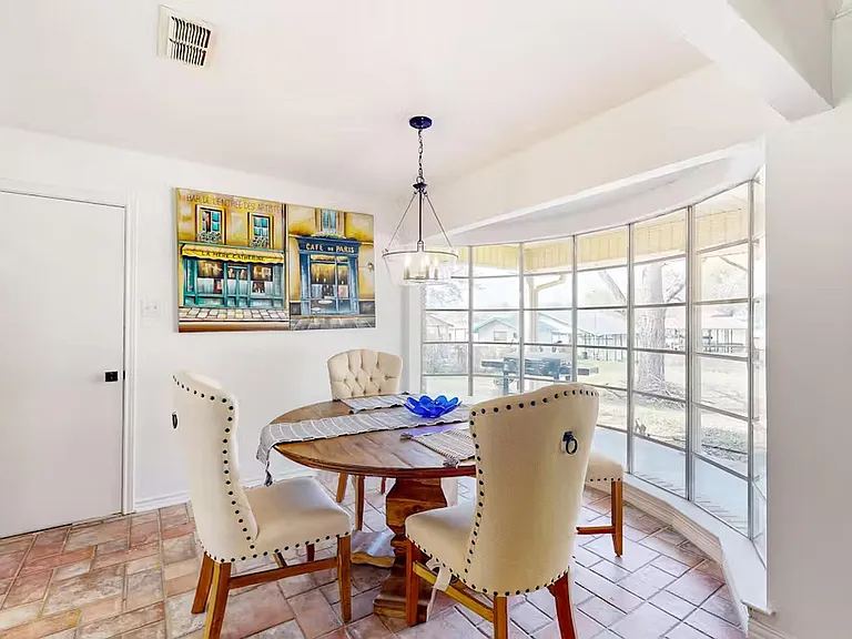 144 Sunset Dr — Photo 16