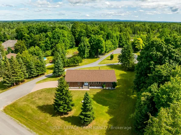 634 David Manchester Rd, Ottawa, ON K0A 1L0