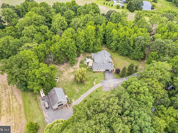 5th image of 23350 Potato Hill Farm Ln