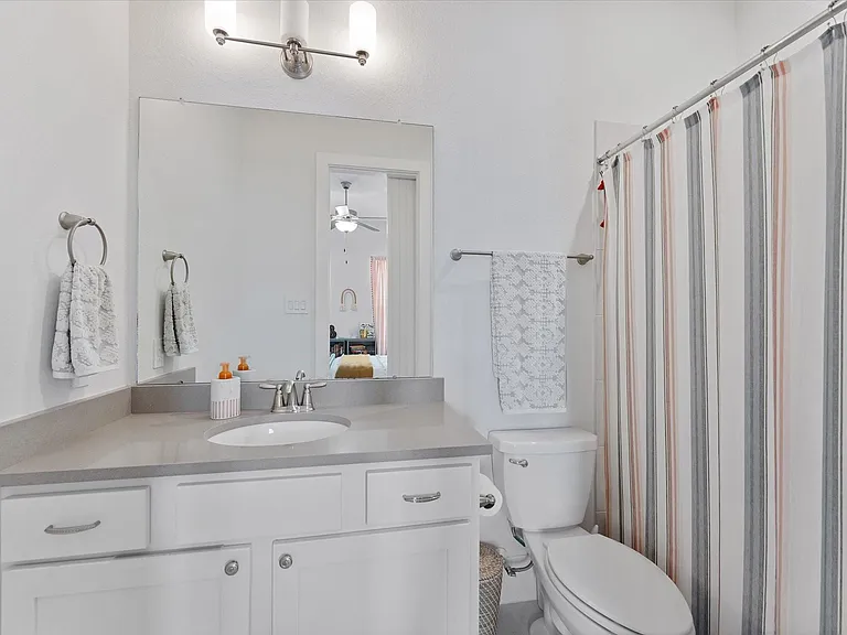 2221 Salt Grass Trl — Photo 21
