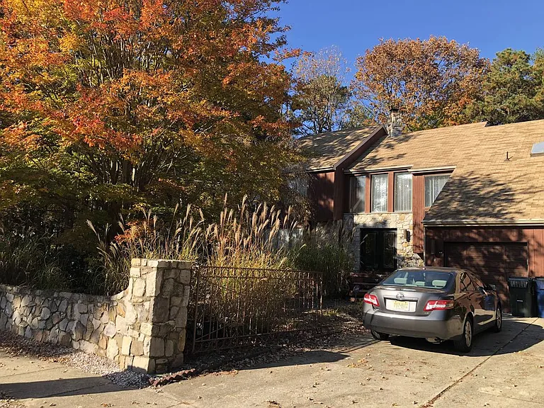 4 Timberline Dr — Photo 10