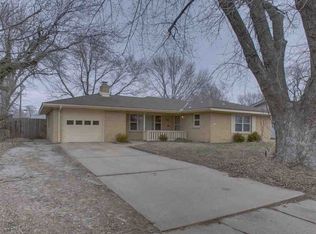 4416 W 9th St N, Wichita, KS 67212