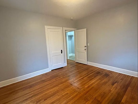 5th image of 276 Park Rd