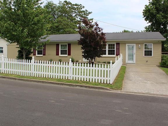 2nd image of 117 Chris Dr