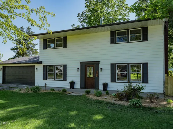 123 Oak Park Dr, Hicksville, OH 43526