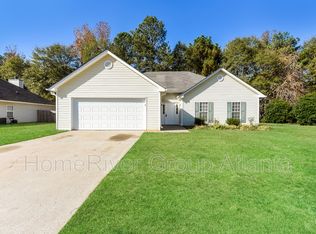 513 Greenfield Dr, Statham, GA 30666