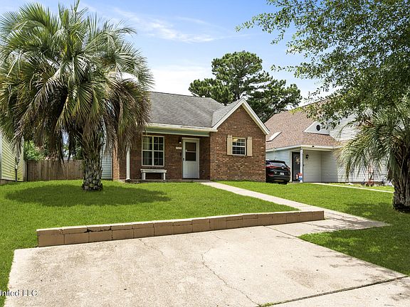 2nd image of 13439 Windridge Dr
