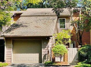 4 Palmetto Pl, Greenville, NC 27858