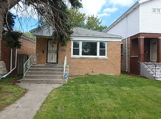 8221 S Talman Ave, Chicago, IL