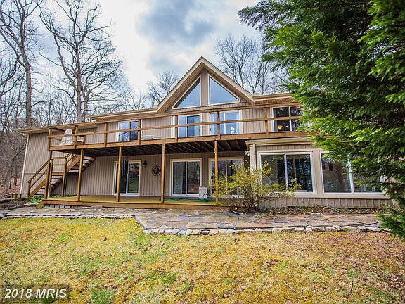 2nd image of 71 Lakeside Ct