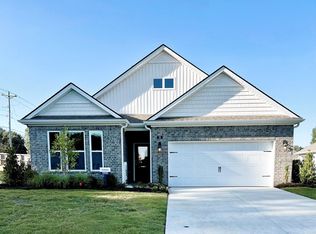 245 Kipling Dr, Oakland, TN 38060