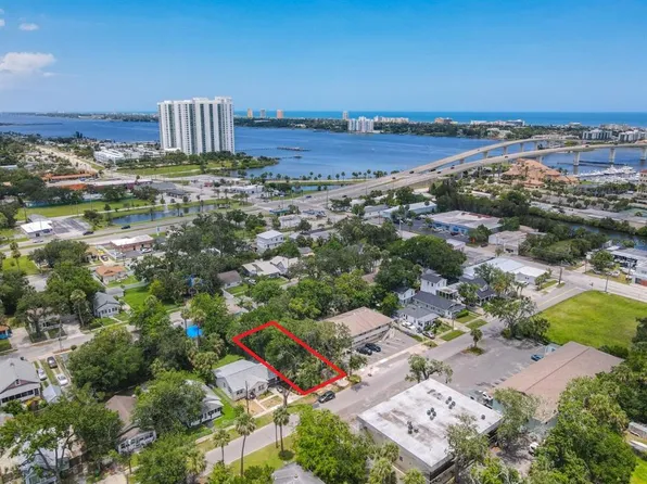128 Kingston Ave, Daytona Beach, FL 32114