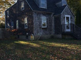 27 Baycliff Rd, Portsmouth, NH 03801