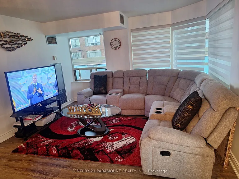 325 Webb Dr N #404 — Photo 4