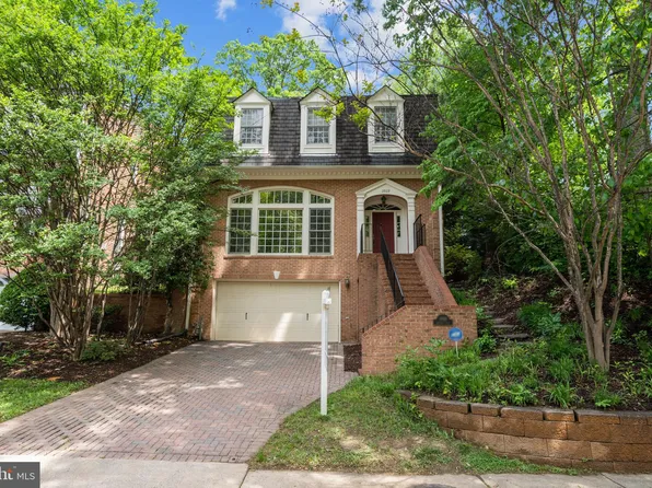 3929 Vacation Ln, Arlington, VA 22207