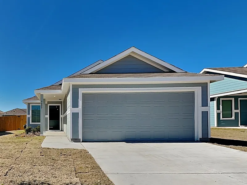 3 bed, 2.0 bath, 1266 sqft, $1,995 — Photo 1