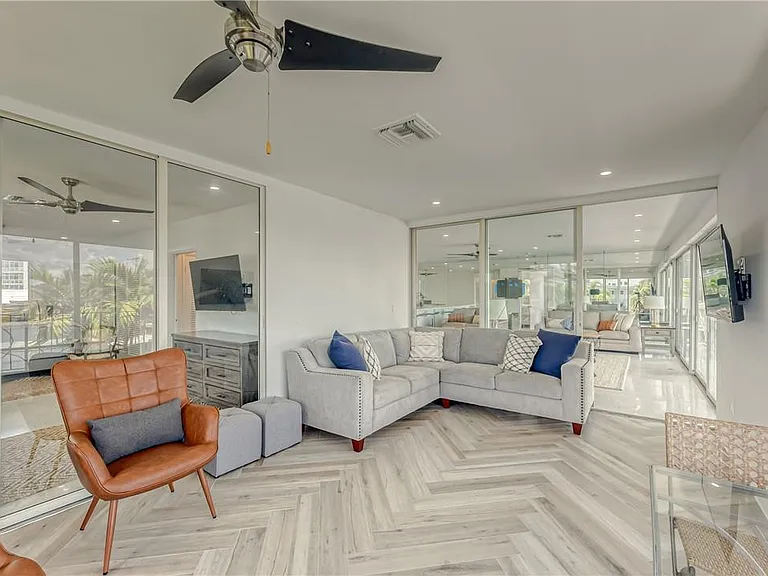 2717 Yacht Club Blvd #6E — Photo 16
