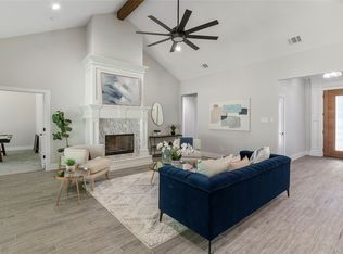 237 Hide A Way Dr, Mabank, TX 75156