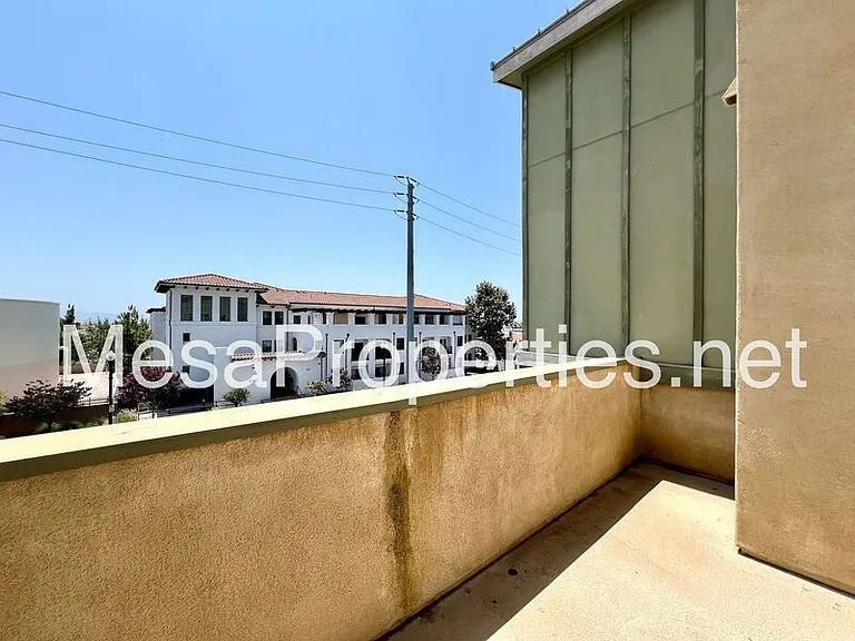 4968 Arrow Hwy #F — Photo 13