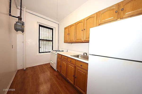 Rented by Corcoran | media 18