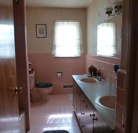 3rd image of 12 Glenside Dr