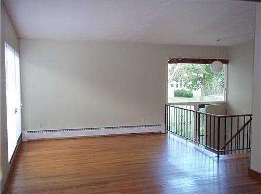 2nd image of 1011 Olivia Ave