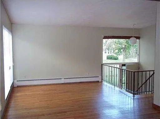 1011 Olivia Ave — Photo 2