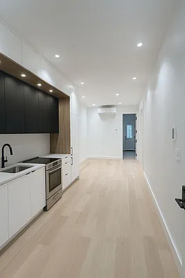 Rented by null | media 4