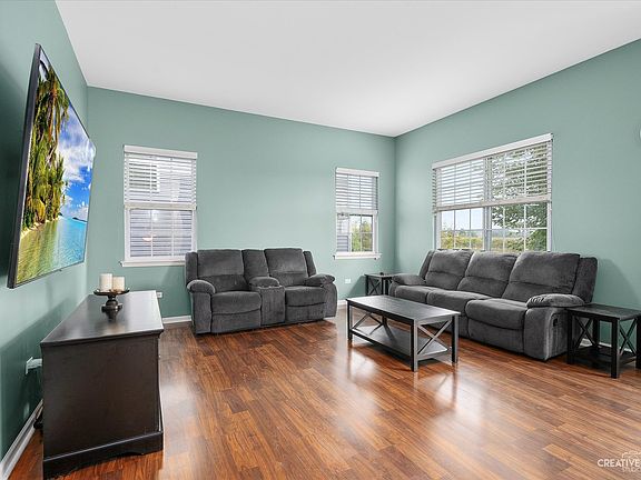 3rd image of 2640 Pecos Cir