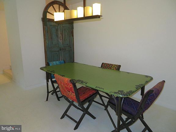 5th image of 11228 Chestnut Grove Sq APT 232