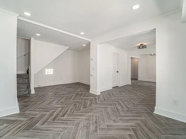 575 E Drayton St — Photo 5