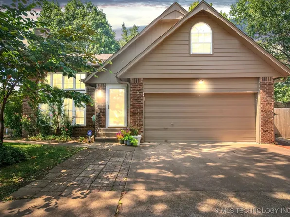 25074 S Juniper St, Claremore, OK 74019