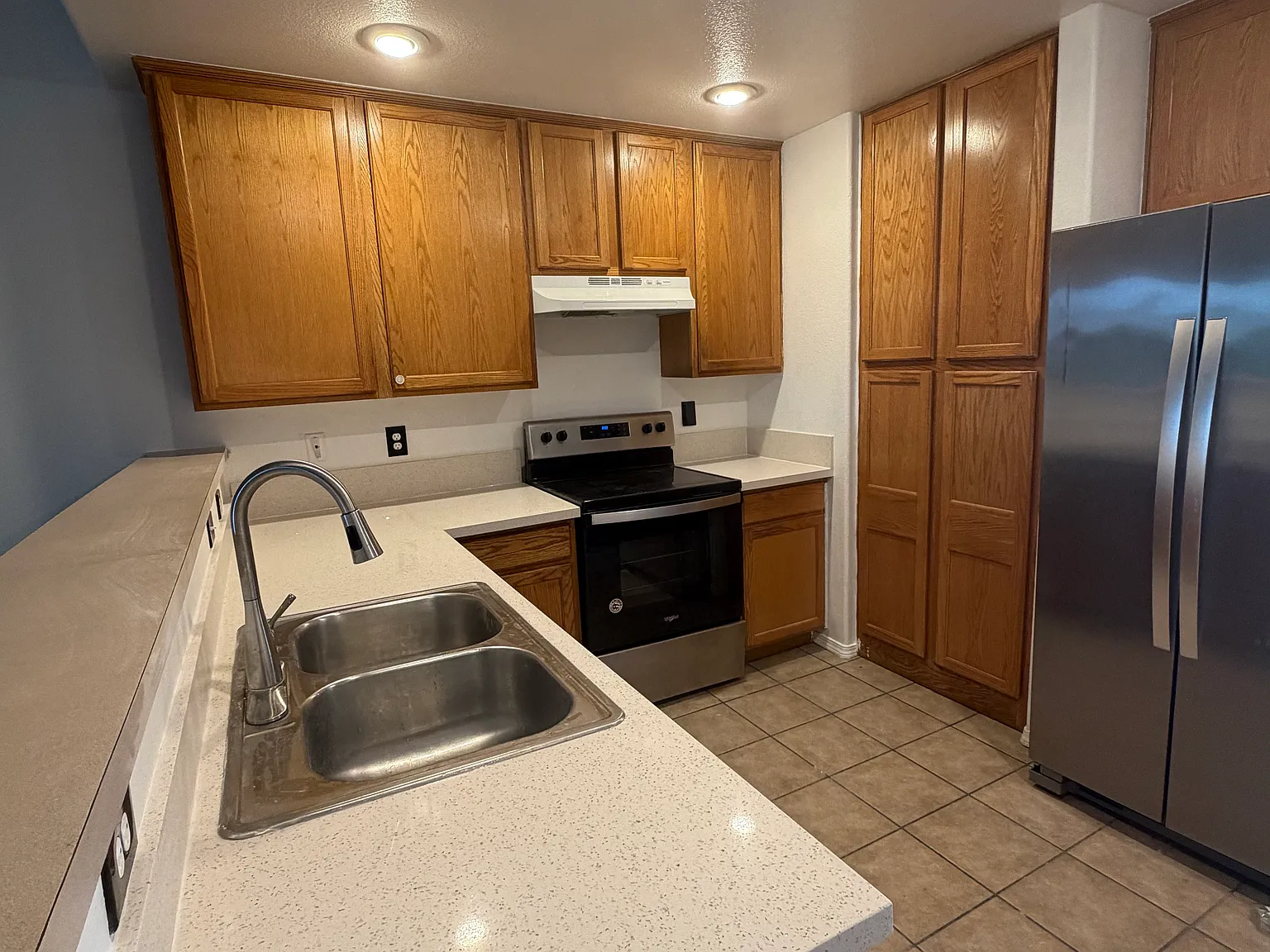 3 bed, 2.5 bath, 1431 sqft, $1,495 — Photo 2