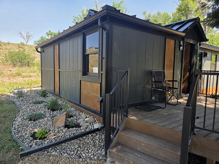 1220 Rossum Dr — Photo 6