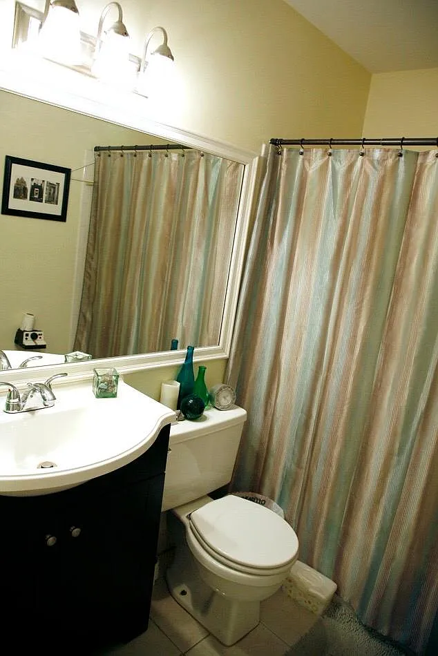 2 bed, 1110 sqft, $2,400 — Photo 2