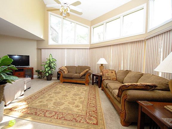 5th image of 111 Cassedale Dr