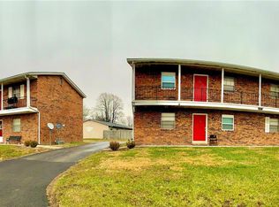 106 Lee Dr #2, O'Fallon, IL 62269