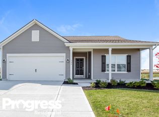 386 Thunderwood Dr, Greenfield, IN 46140