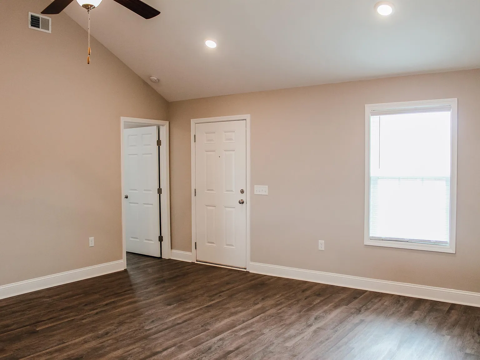 218 Waybill Circle - 1 — Photo 4