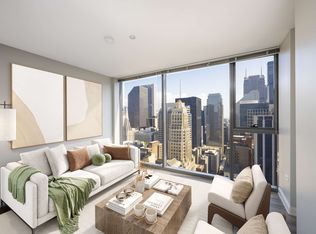 Lake and Wells, Chicago, IL 60606