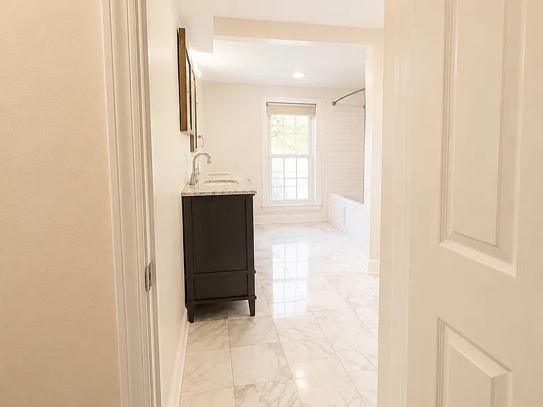 4467 Fleming St — Photo 17