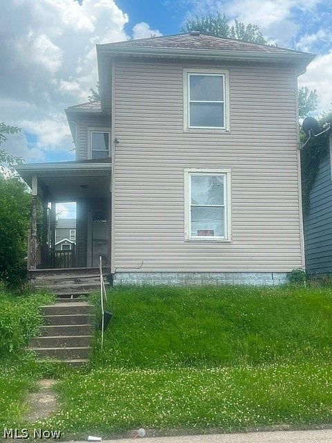 1st image of 324 Schaum Ave