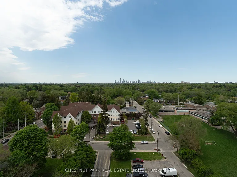 150 Lakeshore Rd W #1003 — Photo 37
