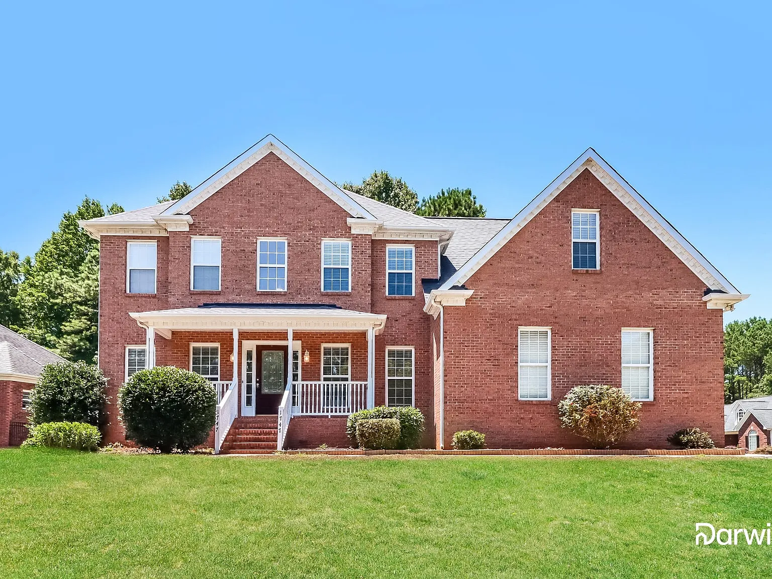 5 bed, 3.0 bath, 2670 sqft, $2,390 — Photo 1